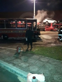 Ómnibus de la línea 28 se incendió en la vía pública