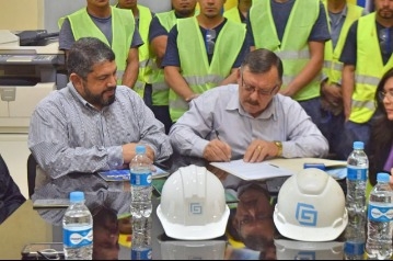 Firman contrato para reparación del Feliciano Cáceres